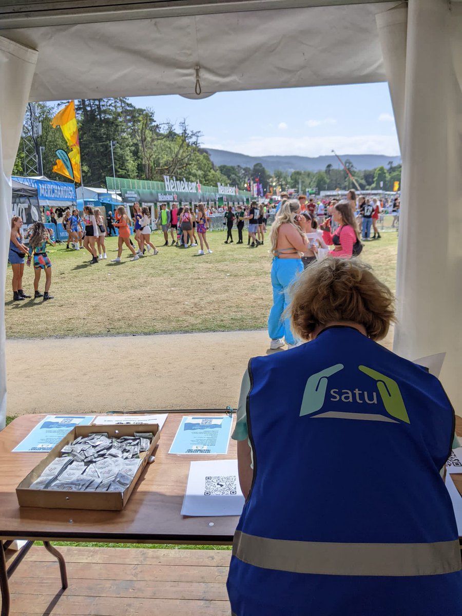 cathmarsh4's tweet photo. Great interaction at the tent today🎪
Ladies are flat out chatting , Great to hear from  so many festival goers that they remember us from
Our school  education programme #satuireland #longitude2023 #funandsafe #education #prevention 
@meogan @gardainfo @longitudefest https://t.co/0yLpGTUZTv