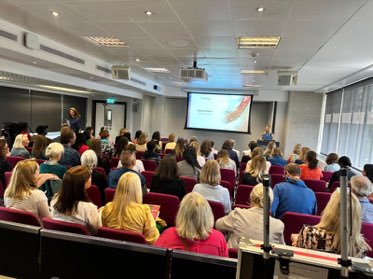 Lorraine Nicolle tweet media