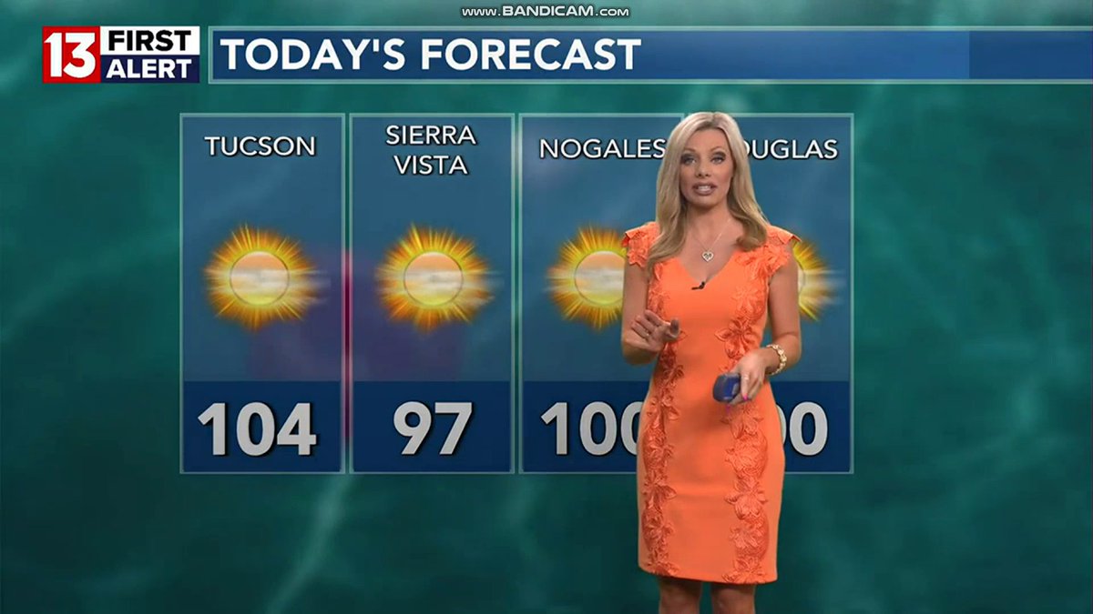 NewsWatcher102's tweet photo. .@alliepottertv so gorgeous/SEXY/very pretty in orange from Friday! 😍🤩💘🔥❤️🧡 #AzWx #TucsonWx #KOLDNews #AlliePotter https://t.co/MiLieTnIit