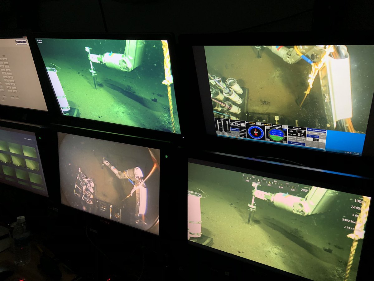 We made it to the bottom of the Orca south basin, in 2500m depth! On day 8 of our cruise we cored this extremely fluffy seafloor beneath an over 200m thick brine. Kudos to the oceaneering team!