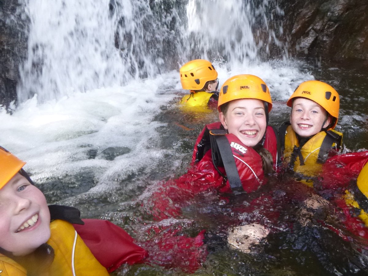 The water's lovely, come on in! 😀<a href="/FordleyPrimary/">Fordley Primary</a> taking the plunge at <a href="/HighBorrans/">High Borrans Outdoor Education Centre</a> this weekend #resilience #LakeDistrict #YorkshireDales #adventure #memoriesforlife