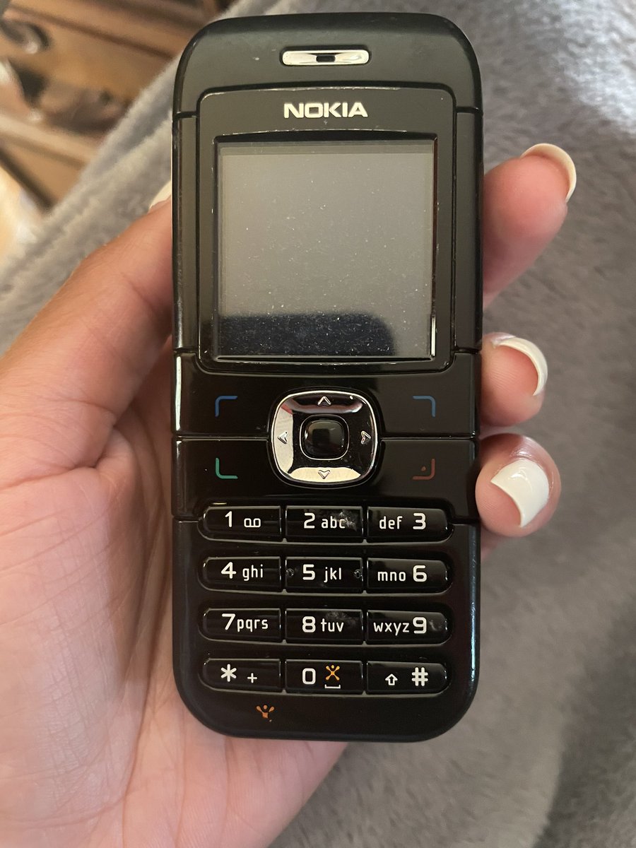Got my man a new phone only 2 contacts could be added 😌