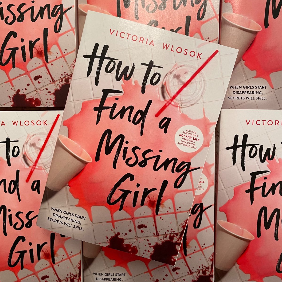 ✨GIVEAWAY✨

pride month may be over, but it's important to read queer books all year—which is why i'm giving away a free ARC of HOW TO FIND A MISSING GIRL! 🥤💗✨

to enter:
1. like &amp; RT this
2. reply &amp; tag a friend who'd love this sapphic YA thriller ft. gay teen detectives!!