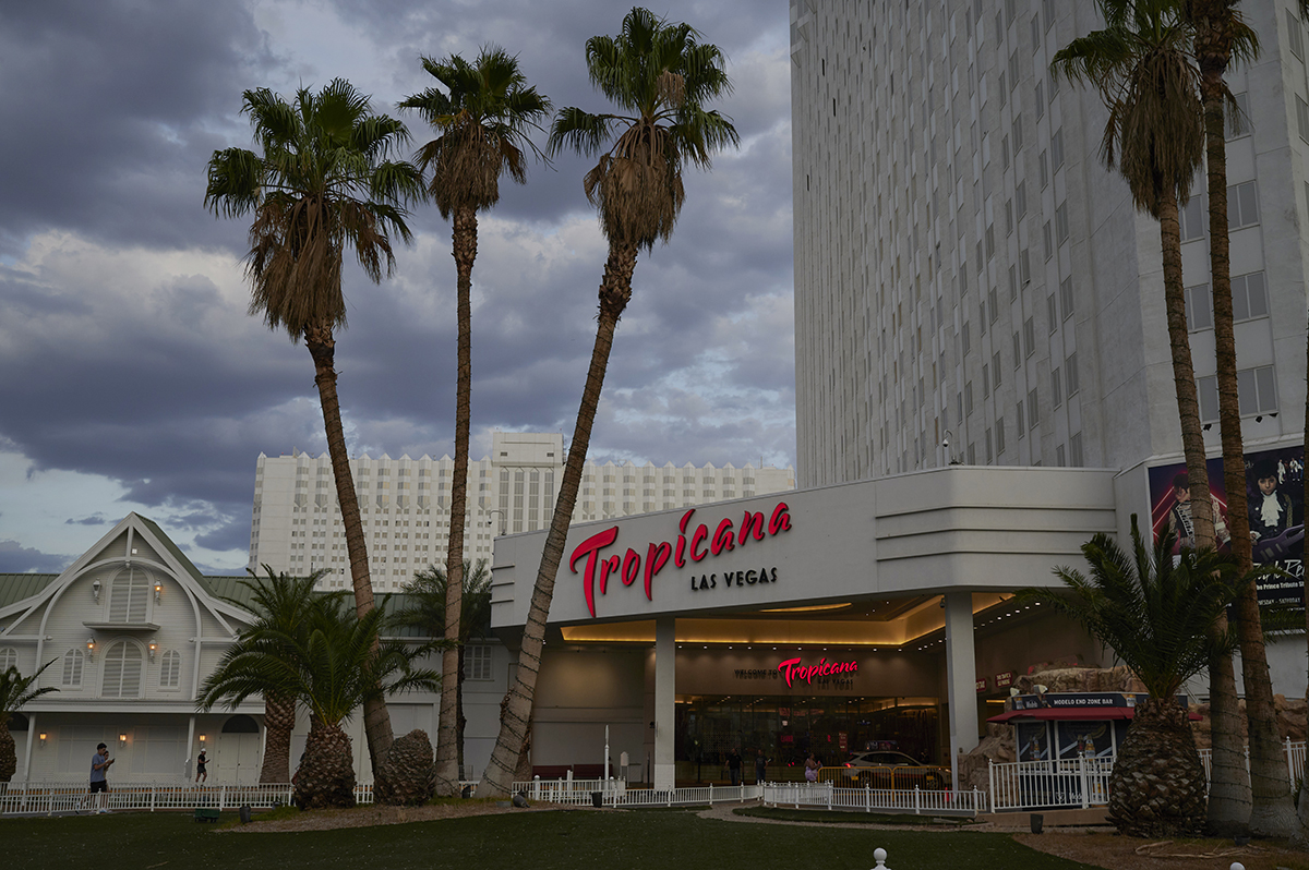 women-photograph-on-twitter-rt-bridgetkbennett-a-few-exteriors-of