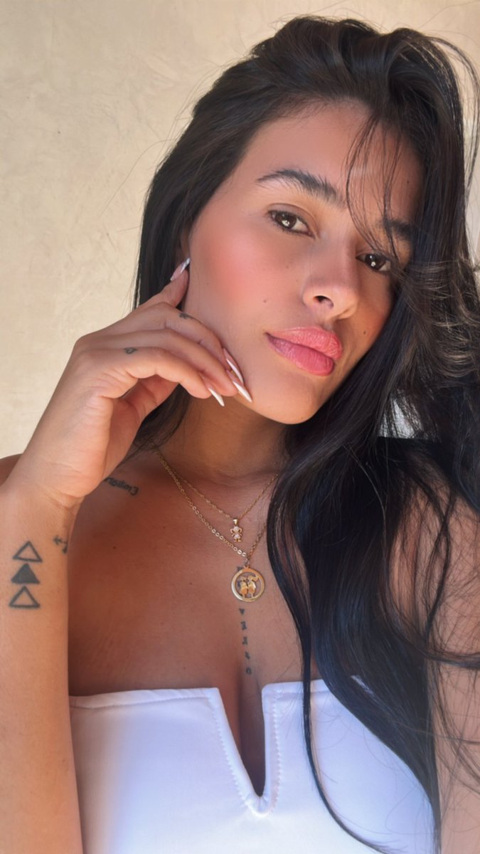 Eva_Rinaldi_'s tweet photo. Este calor 🥵 https://t.co/UYvdhWTaxA