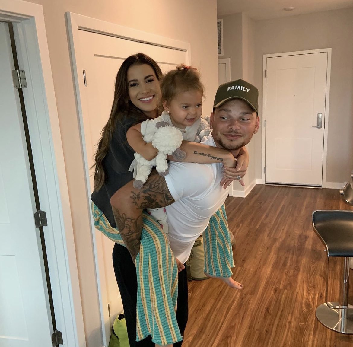 Kane Brown Family tweet media