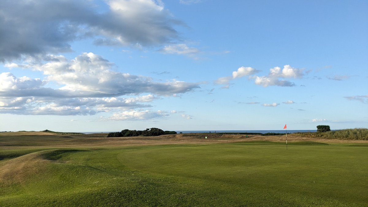 WarkworthGolf's tweet photo. 8th green

A beautiful evening on the old links https://t.co/w8RIyRlmWt
