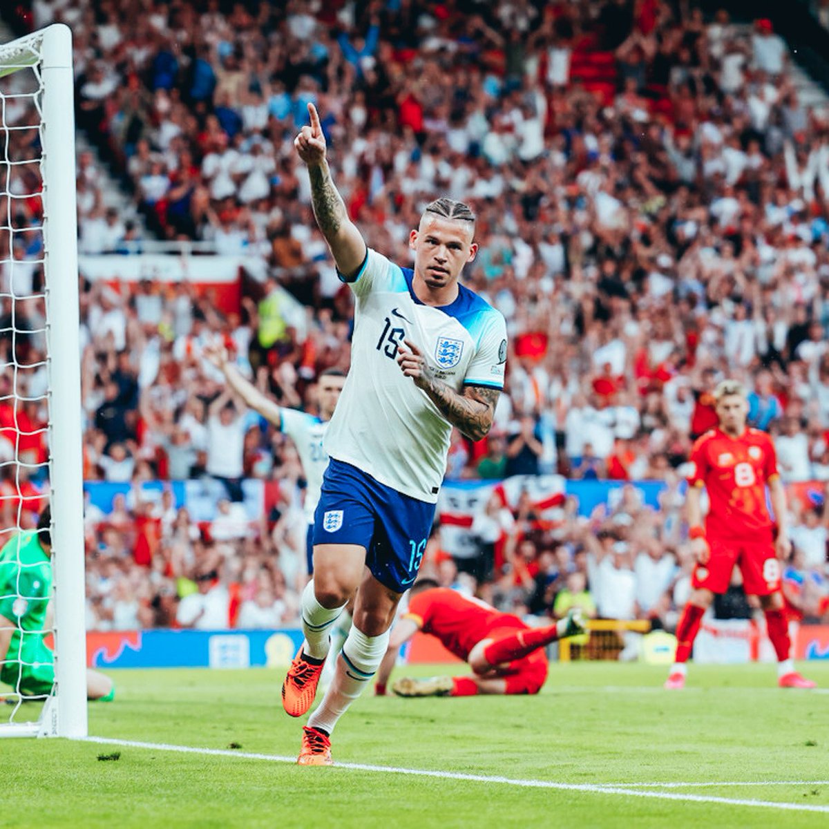ManCity's tweet image. 🏴󠁧󠁢󠁥󠁮󠁧󠁿 @Kalvinphillips grabs his first goal for @England! 🤩