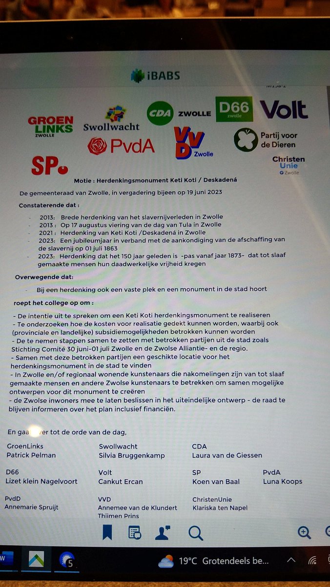 In 2023 is het 150 jaar geleden dat de slavernij werd afgeschaft. De afgelopen 2 jaar  is in Zwolle aandacht besteed met Keti Koti. GroenLinks vindt het belangrijk dat dit ook een fysieke uiting krijgt met een monument. Trots dat de motie van  <a href="/margriet1maria/">Margriet</a> nu is aangenomen.