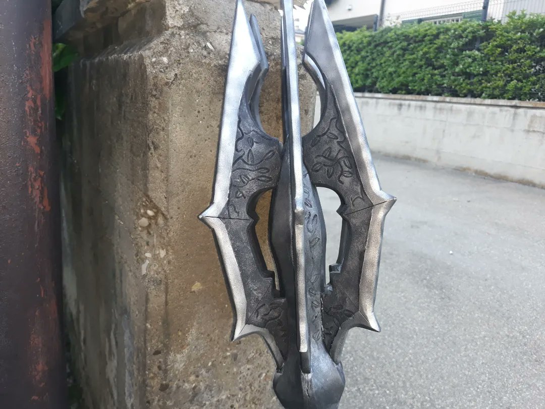 raven_props_'s tweet photo. Lord of the Rings Sauron mace 
@LOTROCommunity 
@CosplayerNation 
@CosplayersGR 
#LordOfTheRings #mace #sauron https://t.co/PJnFk5zUah