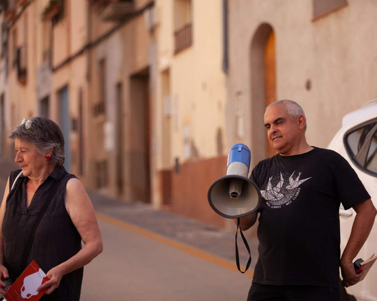 LensofradA's tweet photo. Al cap i a la fi, el món som gent. Fotografies de L'EnsofradA 2023 del Jaume Folch (Jaumet) https://t.co/EENRHphZC0