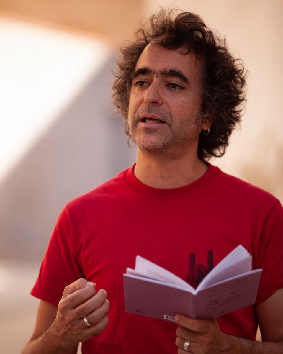 LensofradA's tweet photo. Al cap i a la fi, el món som gent. Fotografies de L'EnsofradA 2023 del Jaume Folch (Jaumet) https://t.co/EENRHphZC0