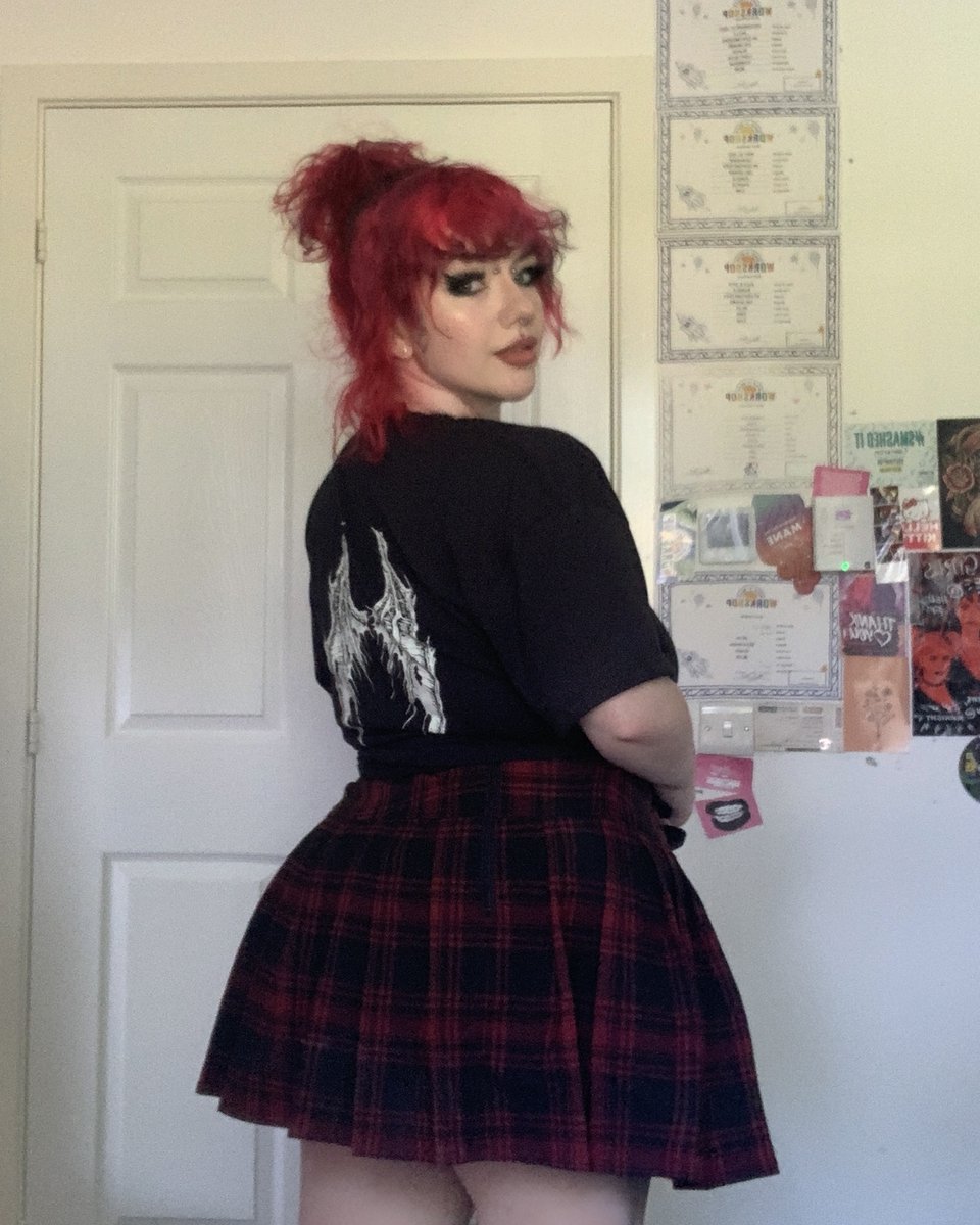 VampireFreaks's tweet photo. The spooky cute @bleached.noir rocking this fit ft our Demon Wings Tee!
#AlternativeClothes #GothClothing #Fashion #AltStyle #VampireFreaks #Grunge https://t.co/urLUn85OHP