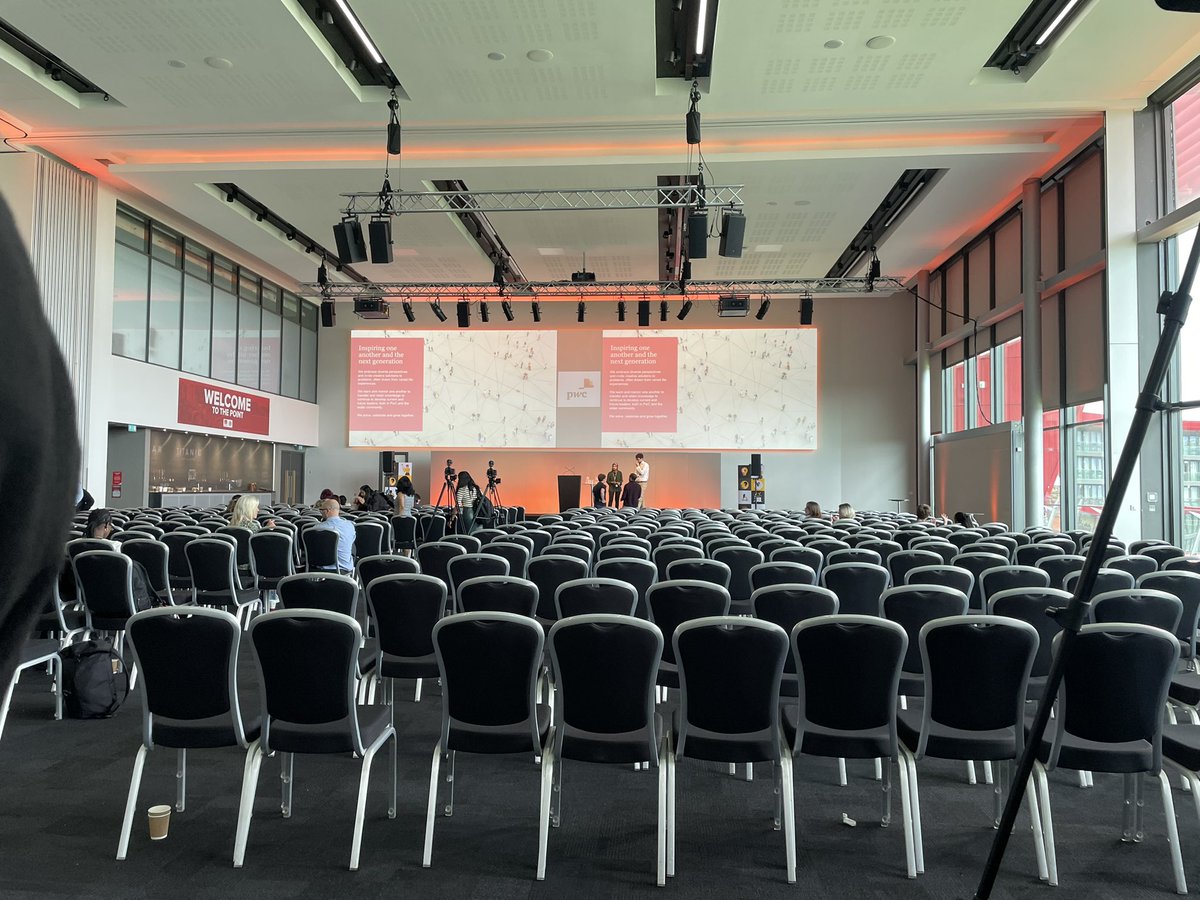 A trip to Manchester to talk about Disruptive Innovation in Sports at PwC Inspire Learning Conference.. #SportsBusiness #SportsData #SportsTech