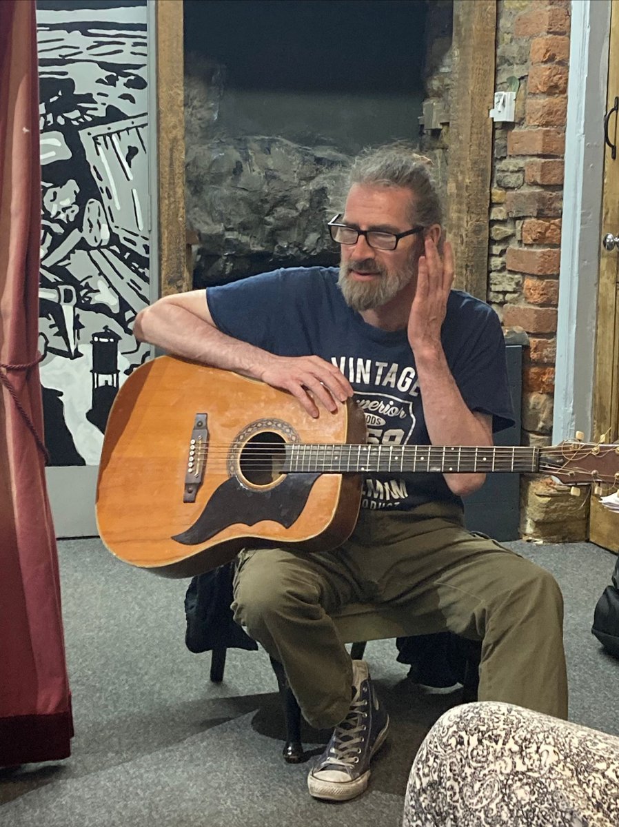 notjust_'s tweet photo. Saturday's performers - Nicola, Andy and Rob.

#NewMills #VisitNewMills #Derbyshire #DerbyshireArt https://t.co/1gEFKMXFva