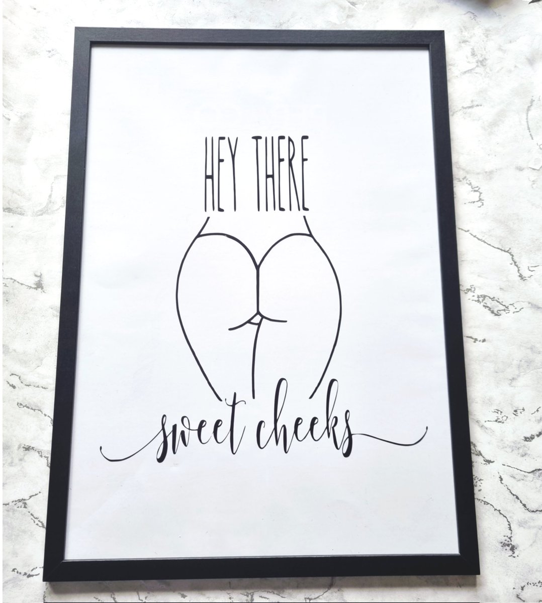 KatJanman's tweet image. Cheeky 🍑 Vinyl decals and prints #vinyldecals #vinylcommunity #catscreations #vinyladdict