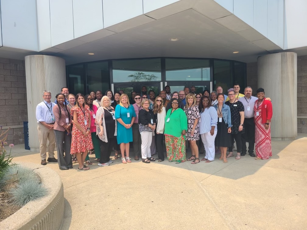 KyDeptofEd's tweet photo. With a focus on calling, conviction and confidence, @KyDeptofEd's diversity, equity, inclusion and belonging (DEIB) leaders held their second summer retreat in Lawrenceburg. Activities encouraged leaders to see through the eyes of historically underrepresented students. #KyEd https://t.co/FCj6RuHYpp