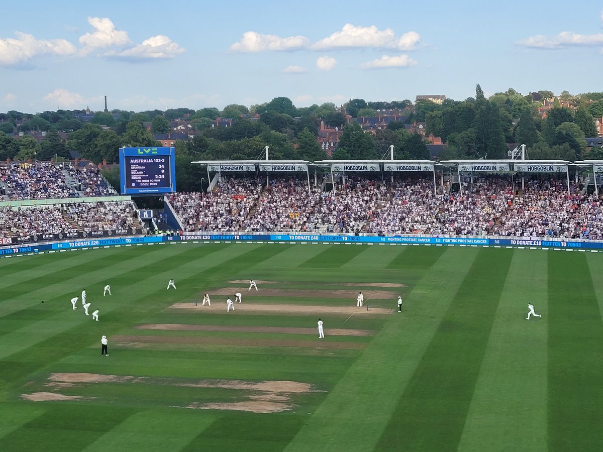 shellster_dan's tweet image. Day 4 of the first #Ashes2023 with my old man - what a magnificent day's play