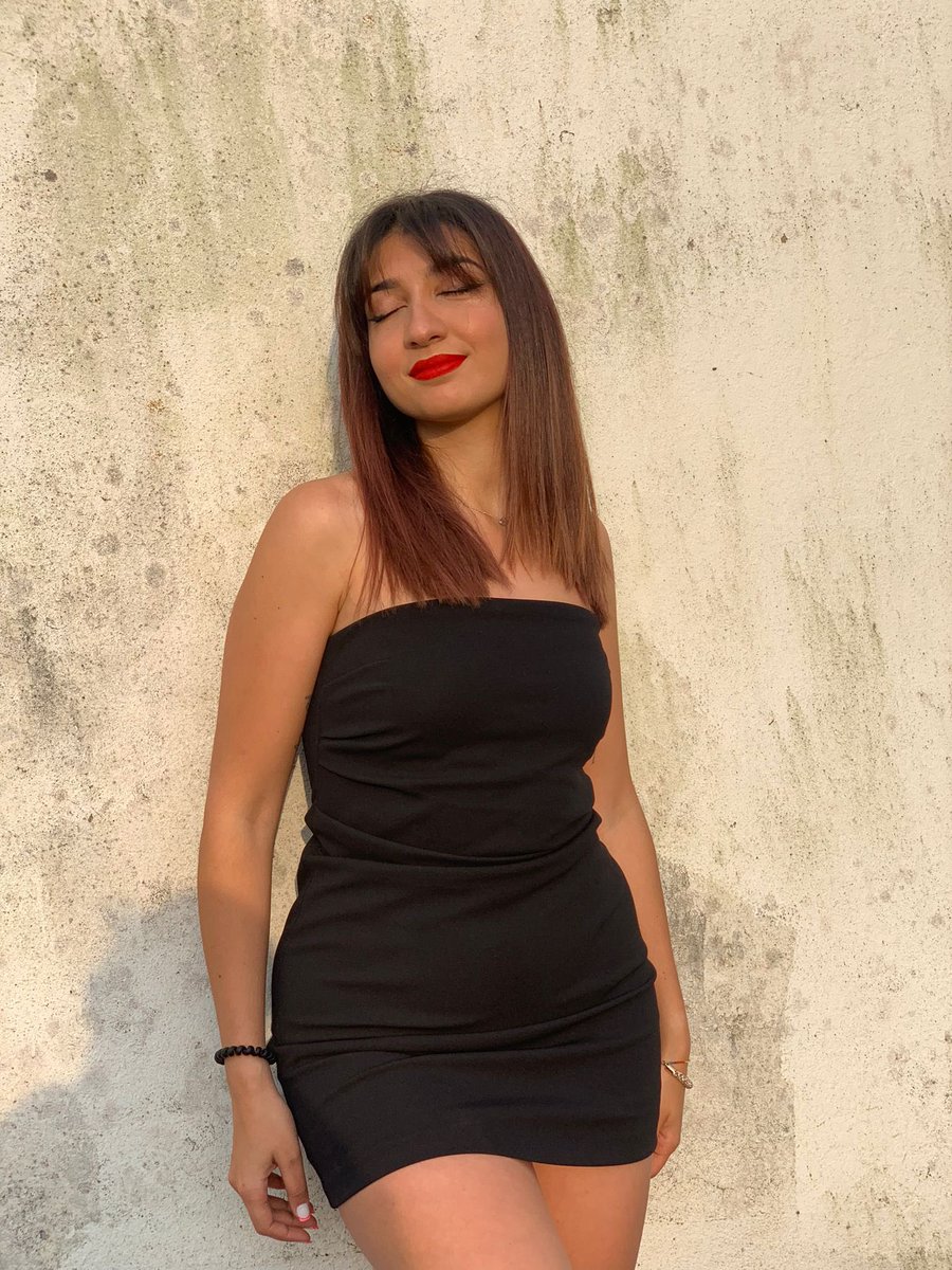 Sara tweet media
