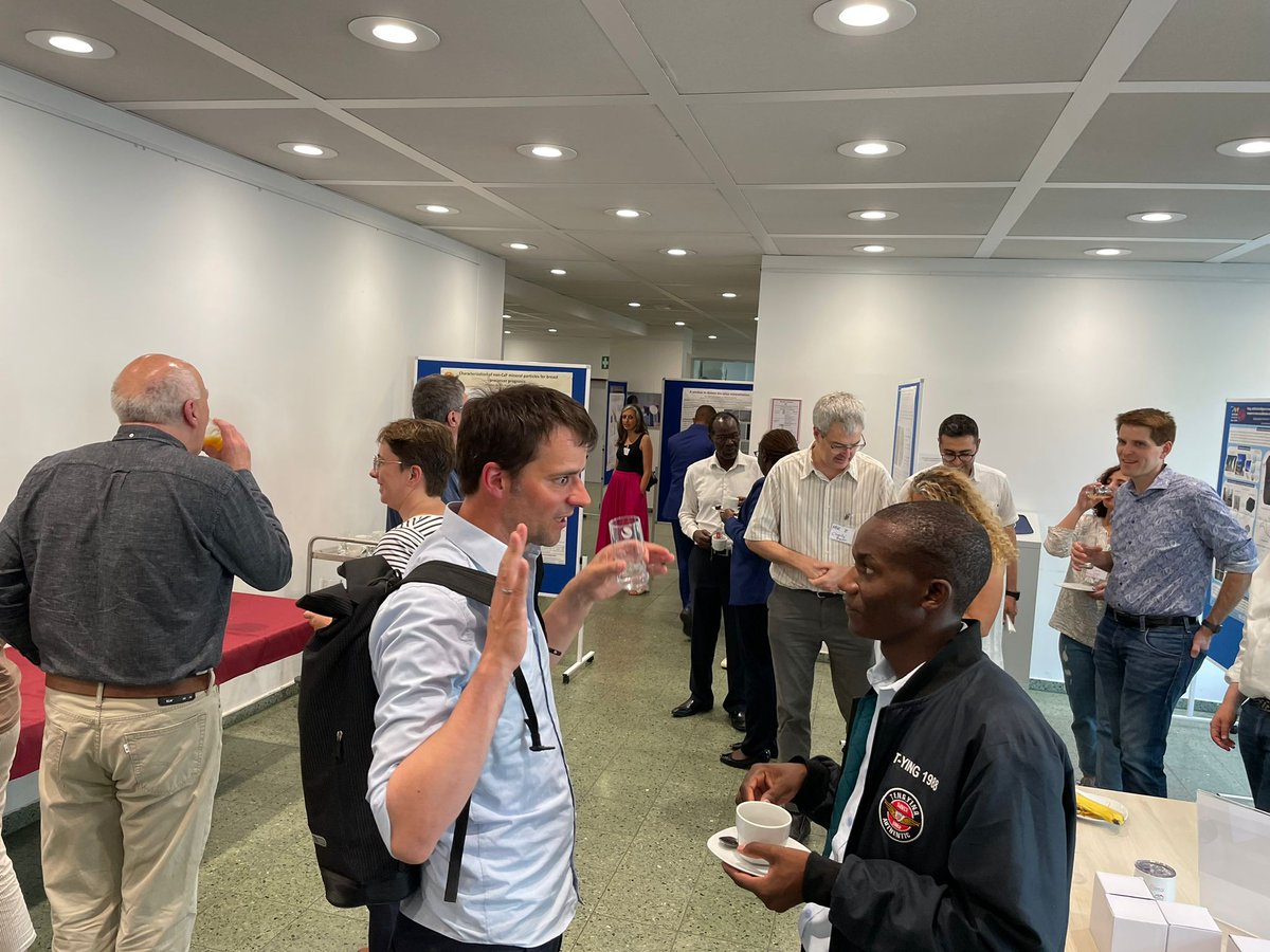 Excellent talks and discussion <a href="/HZB_BESSY/">BESSY@HZB</a> on day 1 of the  Minerva-Gentner Symposia minerva.mpg.de/19359/current-…