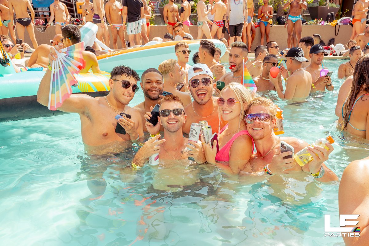 LE PARTIES tweet media