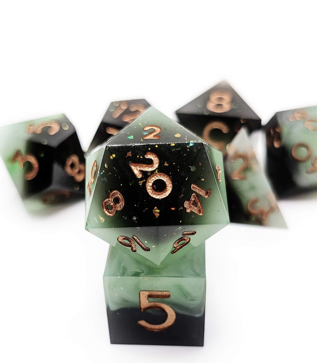 Sometimes I’m dreaming... Our new Jaded Dreams dice set is here!
darkelfdice.com/products/sharp…
#dice #dnddice #ttrpg