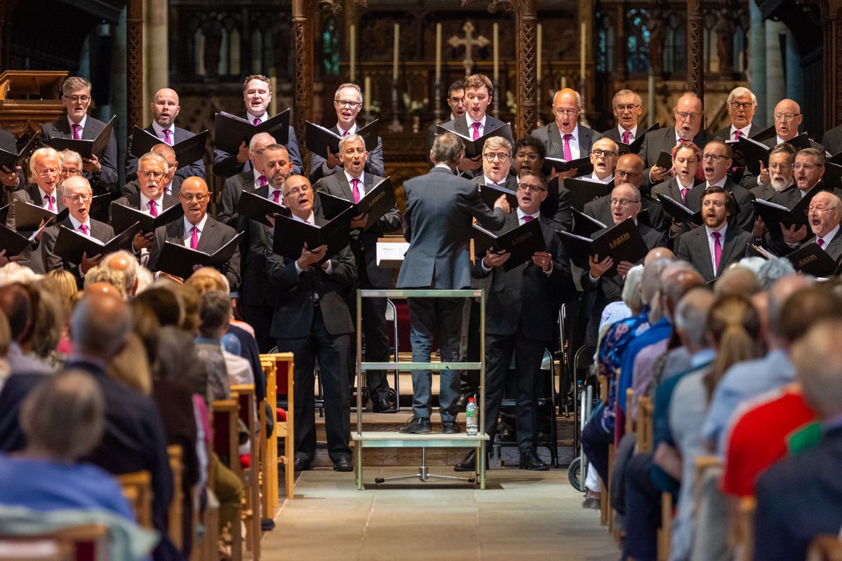 We’re still buzzing after Saturday night <a href="/selby_abbey/">Selby Abbey</a> - a few more wonderful shots of the evening!

📷 <a href="/thestageshots/">The Stage Shots</a> 

#selbyabbey #leedsmalevoicechoir #selby #choir