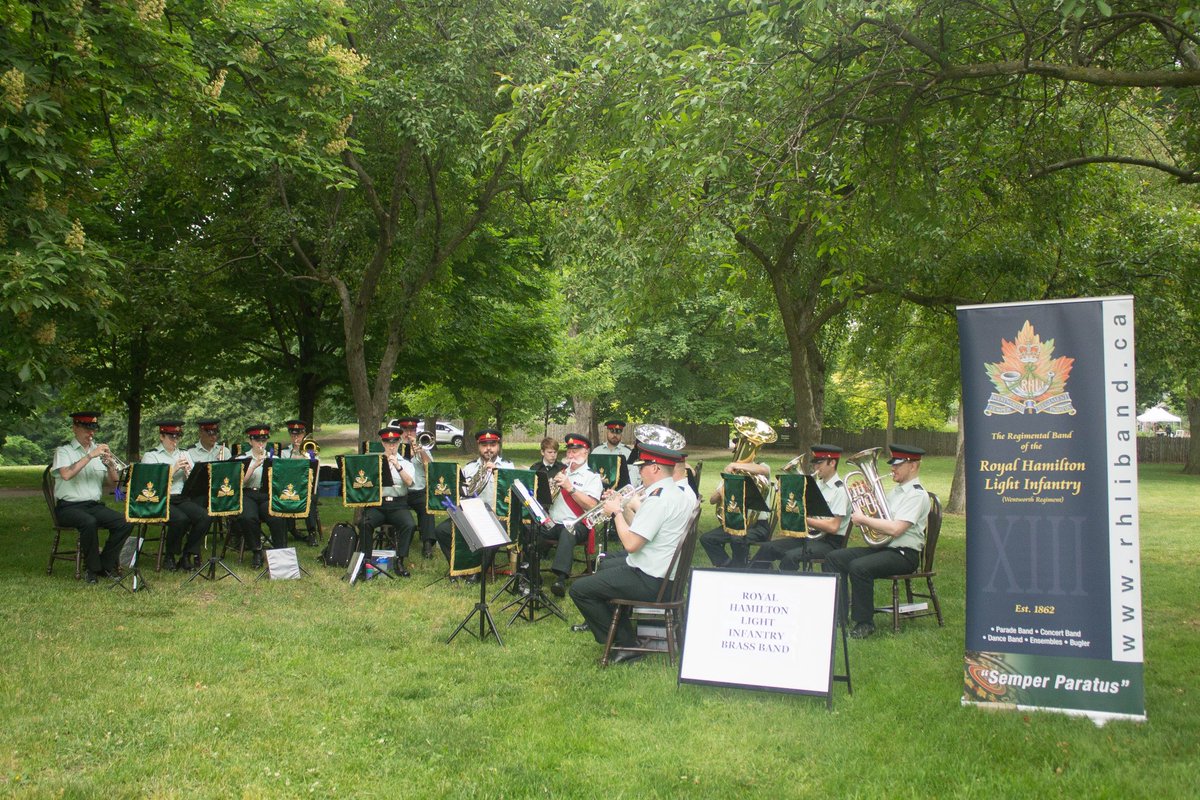 RHLImus's tweet photo. La musique du RHLI a eu l'honneur de participer aux activités Decoration Day 2023 au parc Dundurn à Hamilton. Merci à tous ceux et celles qui ont pu y assister !

11 juin 2023 https://t.co/NtHWVv3ZxF