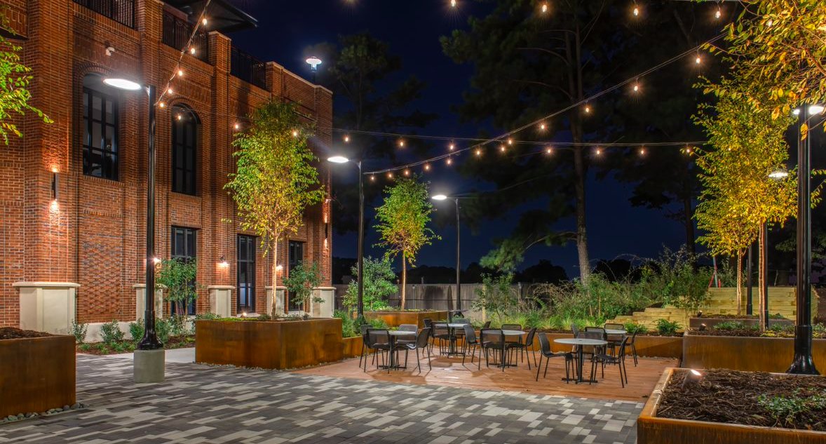 AllAllatlanta's tweet image. Growing downtown Chamblee to become next open-container district  

Where else should ITP Atlanta adopt the outdoor-consumption approach?
atlanta.urbanize.city/post/downtown-…   via @UrbanizeAtlanta    #Chamblee   #OpenContainer   #alcohol    #downtown    #community   #Atlanta