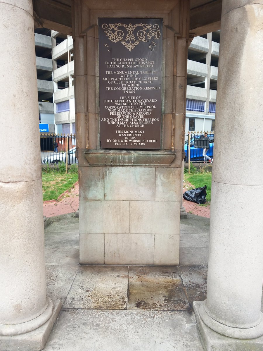 JohnnieMaguire's tweet image. Litter Pick Complete  with @sean051 and we also had to clean up the memorial too, as it has been used as a toilet. Interested in helping #FriendsofRoscoeGardens transform this little green city centre spot? 
Please contact us.
We meet weekly. #fieldsandtrust  #liverpoolparks