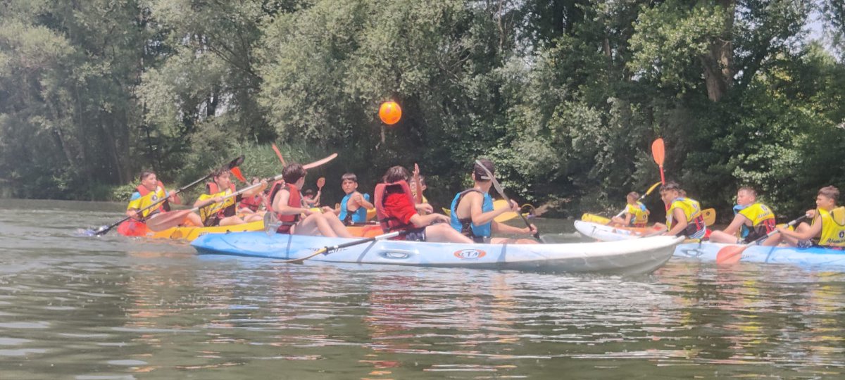 INS MariadeBell-lloc tweet media