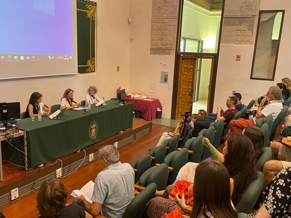 Facultad CC. Ambientales y Bioquímica - UCLM 🥼🥾 tweet media