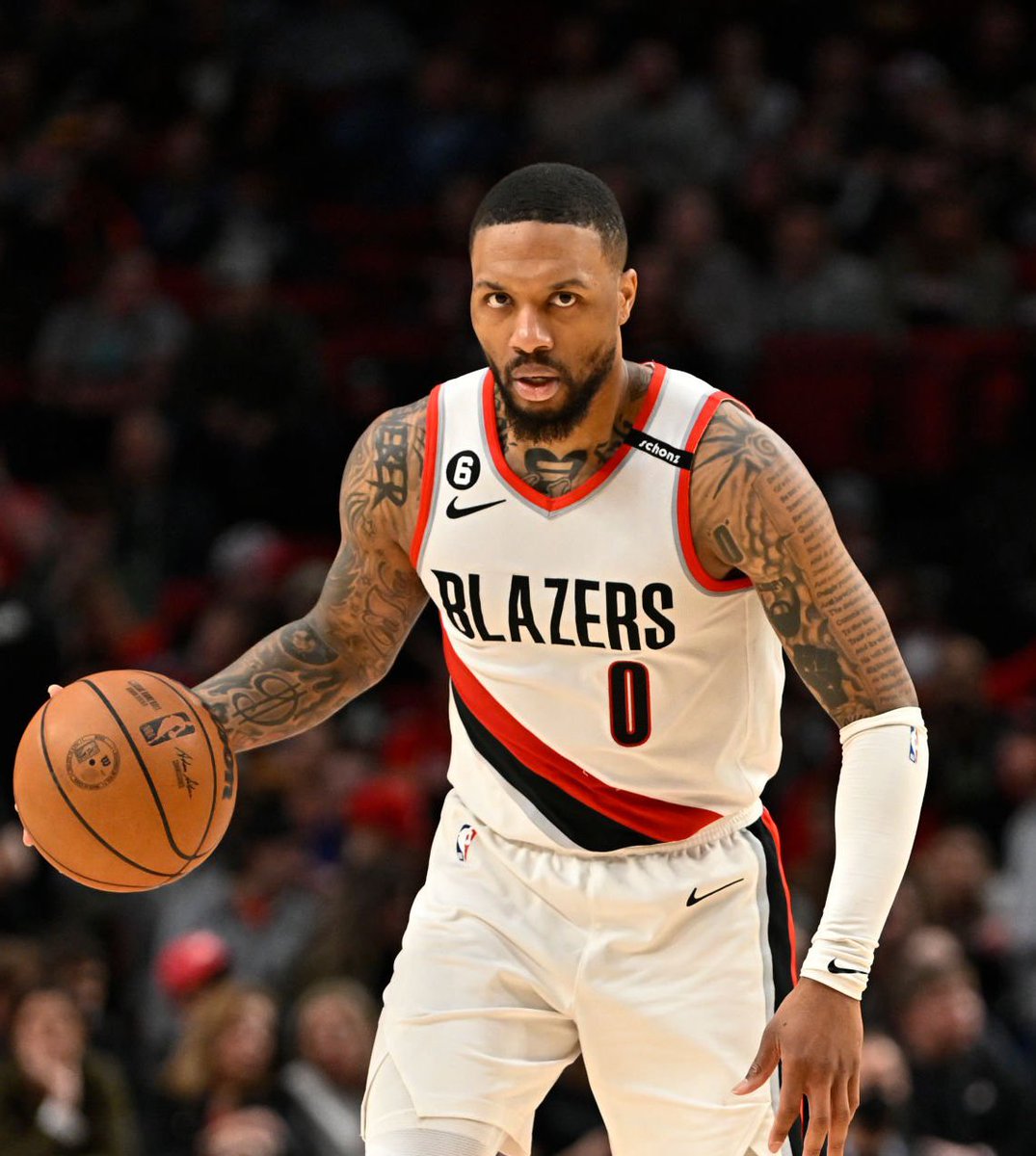 Damian Lillard wants to remain in Portland, per @ShamsCharania 

“He wants to be there and he wants that team to get better” 

(Via @PatMcAfeeShow )