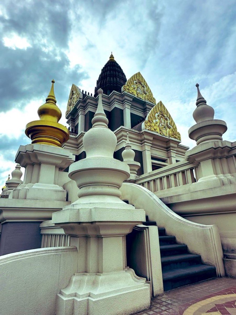 cryptpking's tweet image. This is what rent for a 1bdrm in Miami gets u in #thailand 👀

Ready to move?!