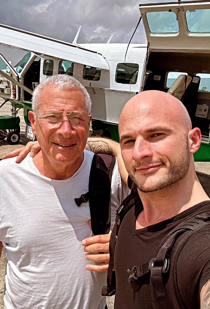 cryptpking's tweet image. Told my dad I rented us a private plane…

I didn’t tell him how big it was 😅❤️

#FathersDay