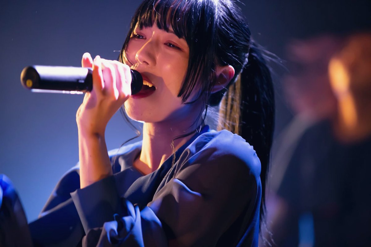 喋るのも下手くそだし舐められてばっかだし全然上手く生きられないけど　ライブしてる時だけはちょっと自分らしくいられるよ　はやく最強になれるようにがんばるね https://t.co/vs6YKR0usI