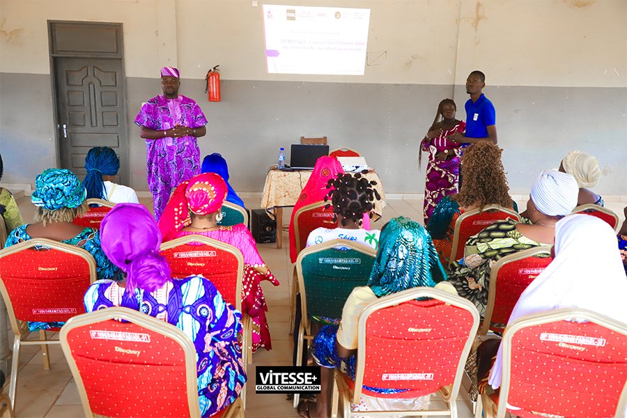 TresorLink's tweet photo. Le 17 Juin 2023 nous étions dans la Ville de Pobè pour l’animation d’un Atelier qui rentre dans le cadre de notre Projet «FORMER LES FEMMES POUR LE SUCCÈS»
Détails : https://t.co/XJTcKsVU0d

#TresorLink
#VitessePlus
#TresorAdo
#LABISPorto 
#FormerFemmesSucces
#Education
#Benin https://t.co/EtWrxEXYso