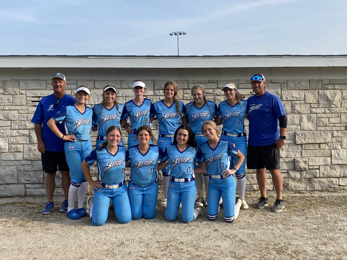 Our team had a great weekend at Uncle Charlies Showcase Tournament. Our team went 6-1 and lost in the semis. Can’t wait to see what we do in the upcoming tourneys! 
Pitching: 11.2 IP, 2W/0L, 10 H, 5ER, 15K, 7BB
Batting: Avg 0.500, 7(1B) 1(2B) 1(HR) 0BB, 1SO