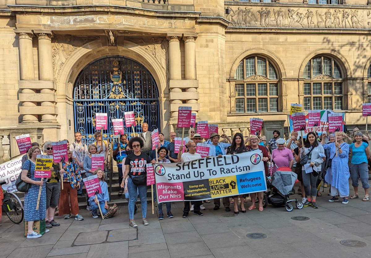 SheffieldSUTR's tweet photo. Our event this evening to mourn the tragic loss of life off the Greek coast last week and to say Sheffield welcomes refugees and demands safe passage for all. 

#RefugeesWelcome
#RefugeeWeek https://t.co/rjJJqUPLbE