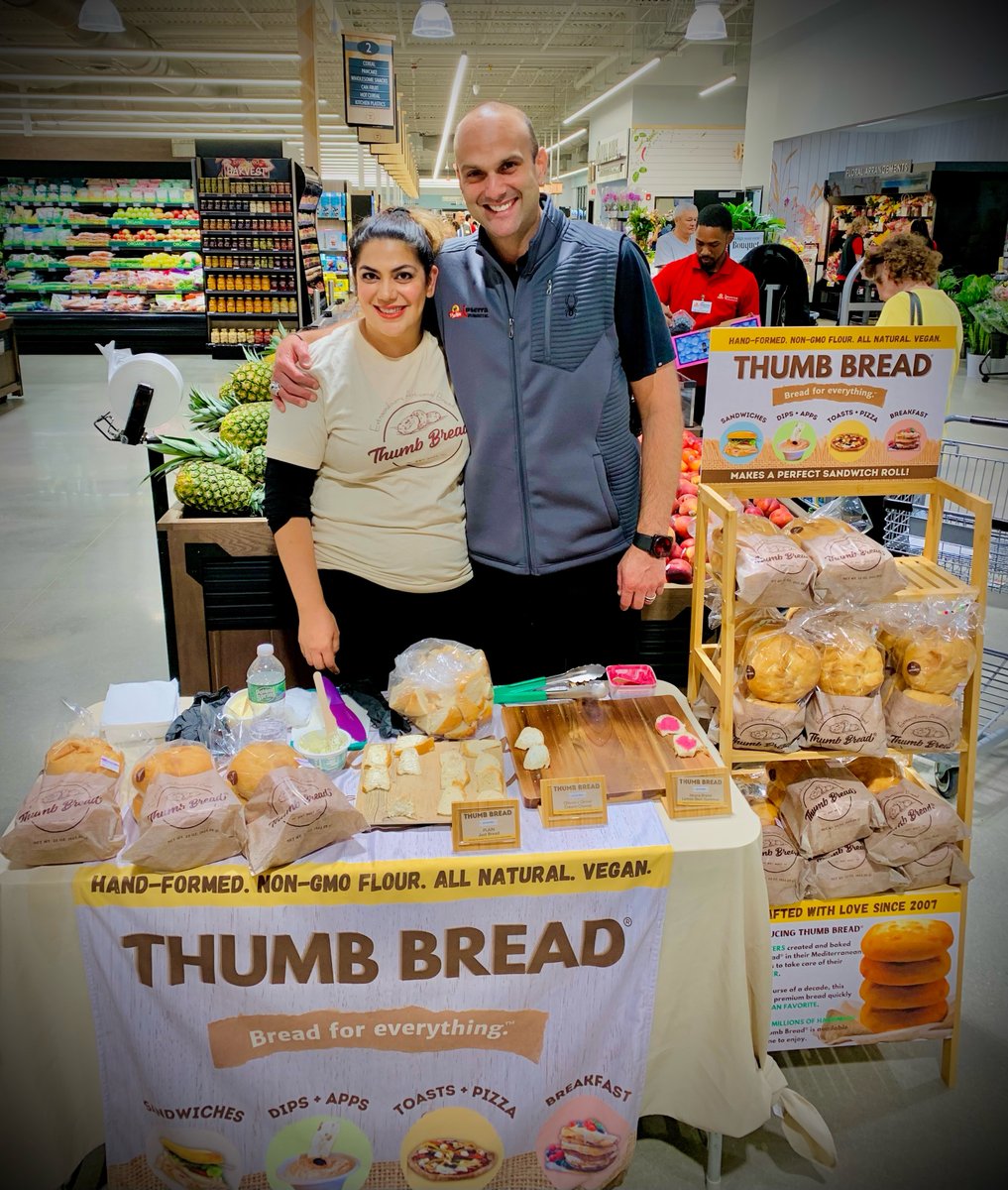 thumbbread's tweet image. Absolutely amazing launch for us at the new Inserra Shoprite in Fair Lawn, NJ! The Inserra team is absolutely WONDERFUL! Some of the best people in this business. 
@ArzuEsendemir @GoncaEsendemir @EsendemirSistrs