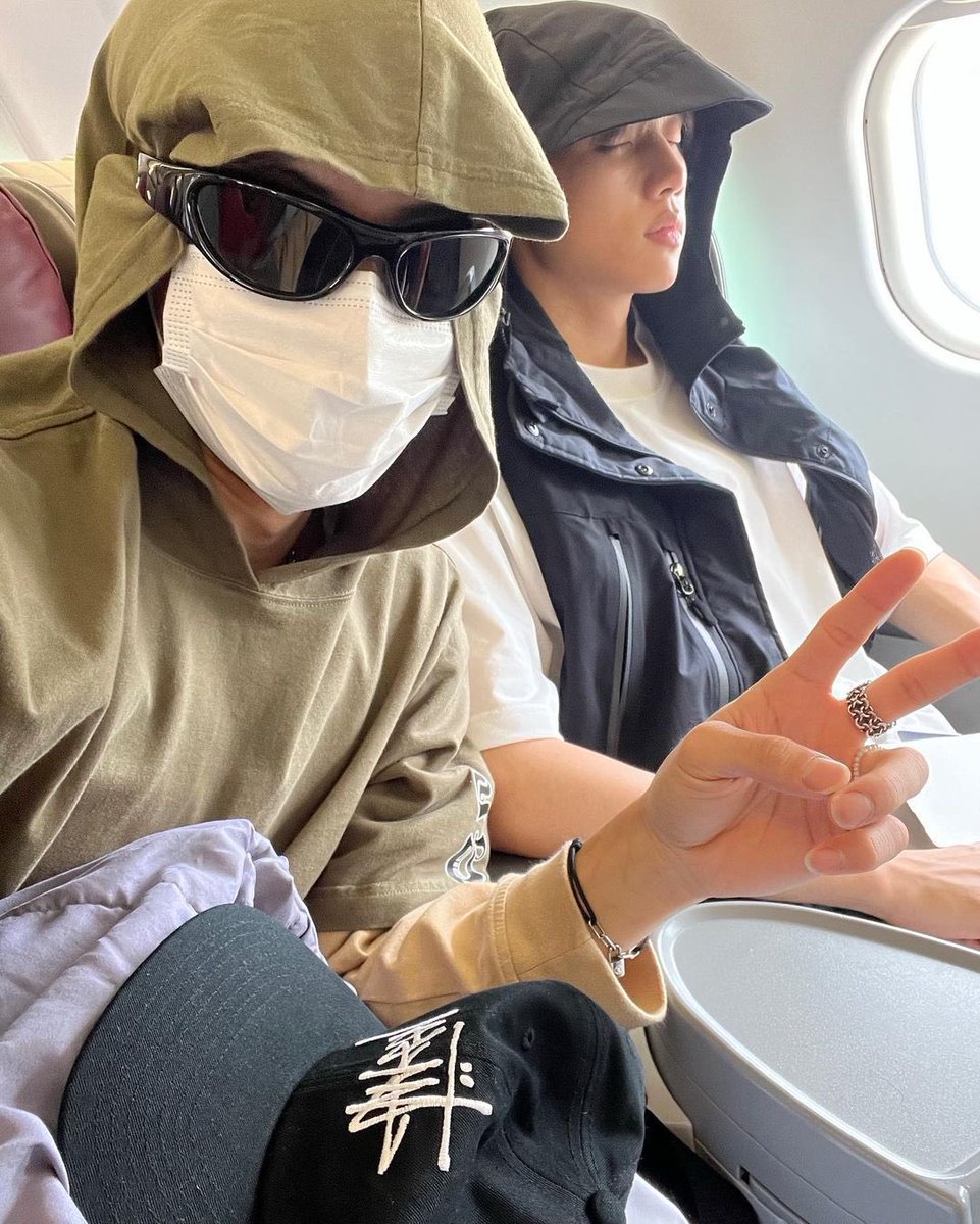 fleurchaa's tweet photo. ( 19 jun , 🧤 ) total : 9 hr
𓇼 math
— ตรีโกณ ( part 2 / 3 )
— expo + log ( โจทย์ )
𓇼 eng
— แปล vocab ჱ̒ ー̀֊ー́ )
#fleurchaa / #วันนี้dek67ทำอะไร https://t.co/64xp6aDNBT