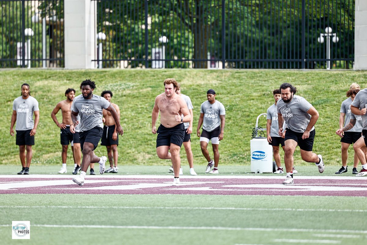MitchellToney5's tweet photo. 1% better each work day 
#missouristatefootball https://t.co/30fioD4Uun