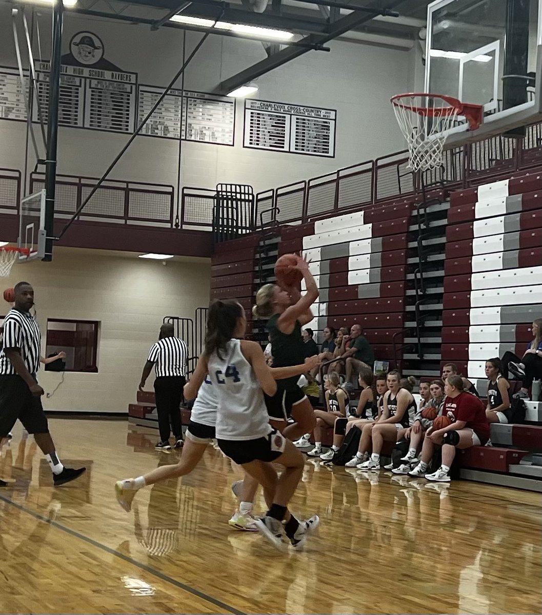 The vacation part of our trip has ended, and the basketball can finally begin. Off to a good start at the #BigNorthShootout. Emmalie is still 100% from the arc. 💚🏀