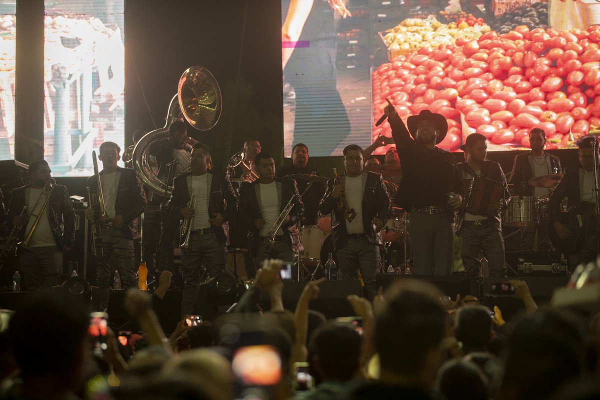 latinpowermusic's tweet photo. Gran recibimiento para @El_Bebeto en Apaseo El Grande, Guanajuato 🇲🇽 este fin de semana.

Gracias por acompañarnos 😁

#ElBebeto #LatinPowerMusic #Guanajuato #SBPlayer #music #banda #2023 https://t.co/T4fv6Fe42x