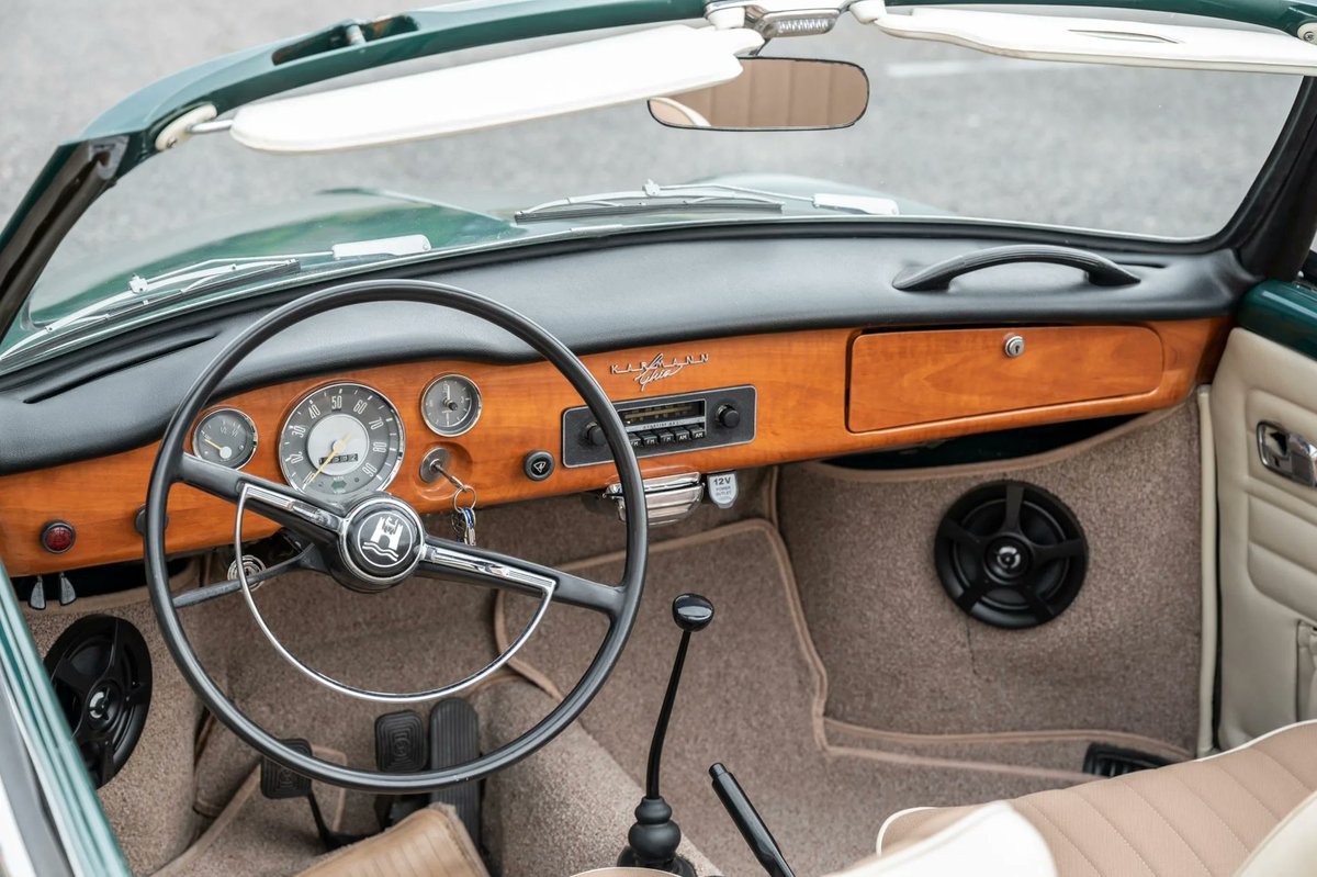 LienhardRacing's tweet image. 1967 Volkswagen Karmann Ghia Convertible

©📷 via bringatrailer.com/listing/1967-v…