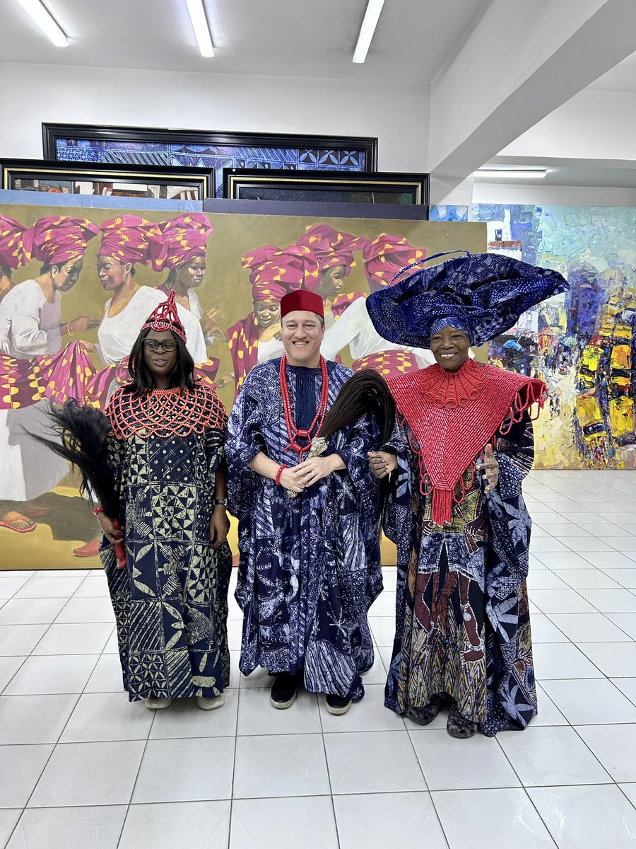 Can someone give me a caption for this picture? #Nigeria