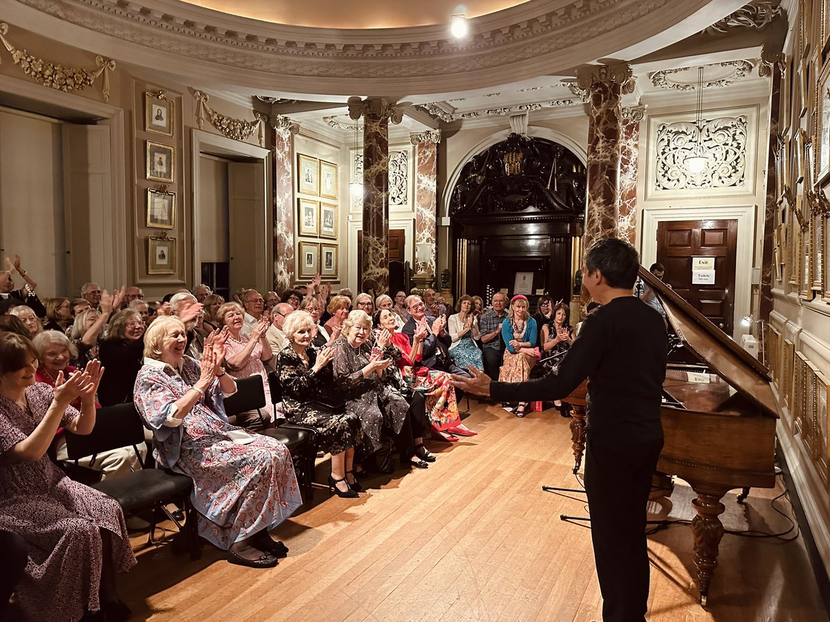 Wonderful night of #Chopin on his own 1848 #Pleyel #piano with <a href="/Melvynbetan/">Melvyn Tan</a> and organised by <a href="/ChopinSoc/">Chopin Society UK</a> <a href="/HatchlandsNT/">Hatchlands Park</a>