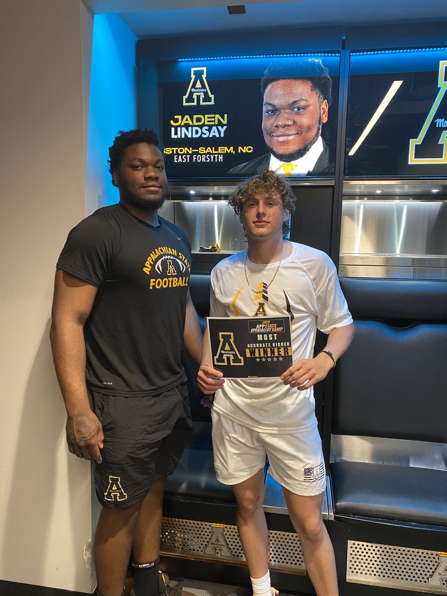 ridge_whisnant's tweet photo. Had a great time at App State Specialist Camp today. Went 6/6 on charting, got 3rd place in the field goal comp, and was awarded with most accurate kicker.Also got to meet up with former Eagle @Jaden30075709 and look around the facility. @AppState_FB @coach_sclark @BrianHainesb https://t.co/AwdNkwtA4v