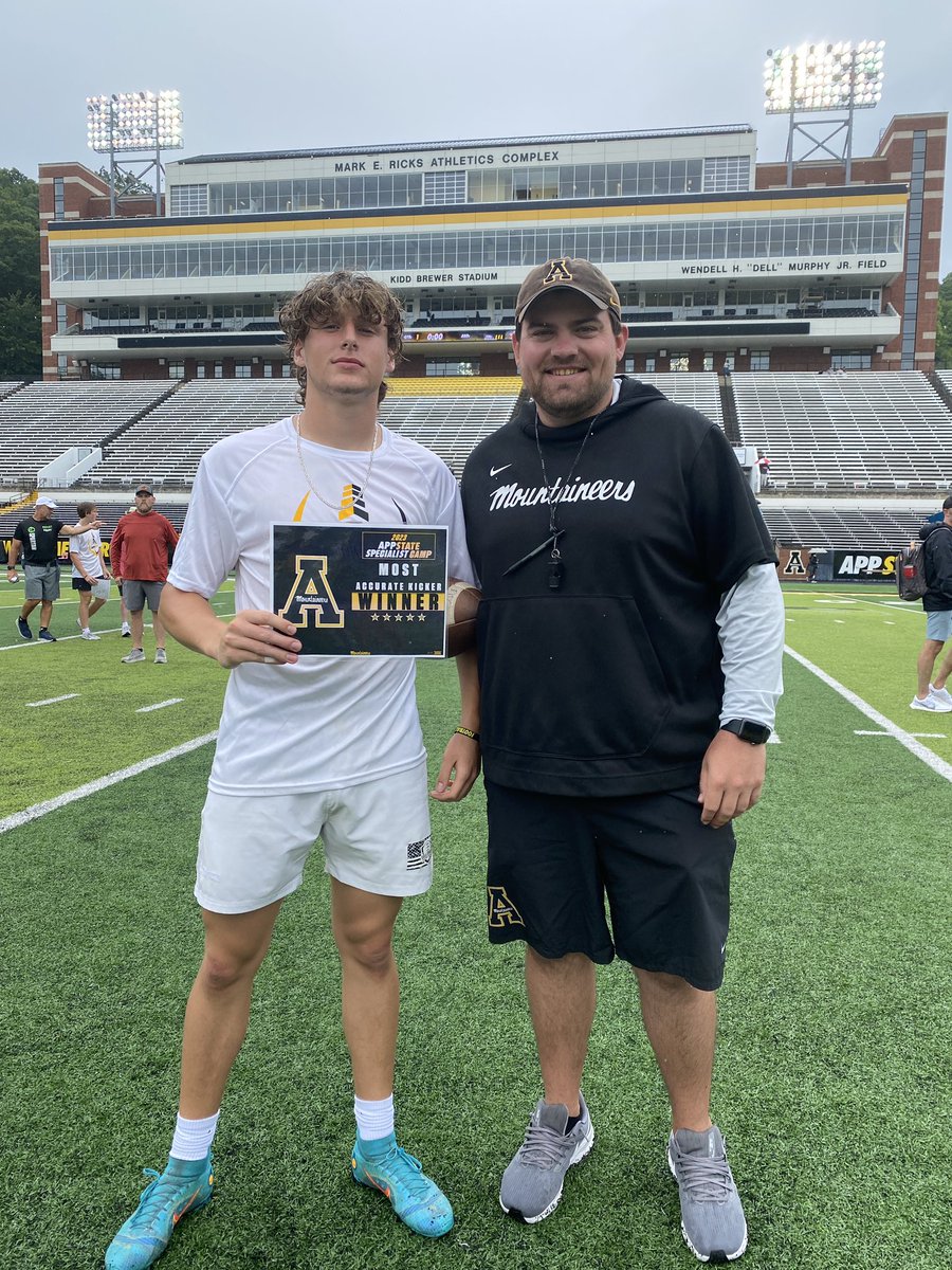 ridge_whisnant's tweet photo. Had a great time at App State Specialist Camp today. Went 6/6 on charting, got 3rd place in the field goal comp, and was awarded with most accurate kicker.Also got to meet up with former Eagle @Jaden30075709 and look around the facility. @AppState_FB @coach_sclark @BrianHainesb https://t.co/AwdNkwtA4v