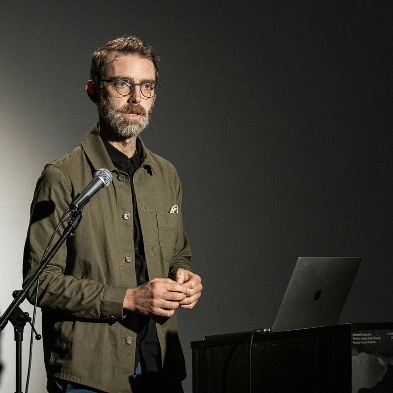 MACBA_Barcelona's tweet image. #podcast

@mrtnzlngr&apos;s work stems from a deep fascination with the grey area where blockchain protocols and art intersect. In this conversation we trace a genealogy from conceptual art and digital art strategies to the present.
🔊 bit.ly/RWM-Martin-Zei…

Coproduced by @bekdotno